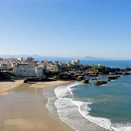 Ehdξn Biarritz *